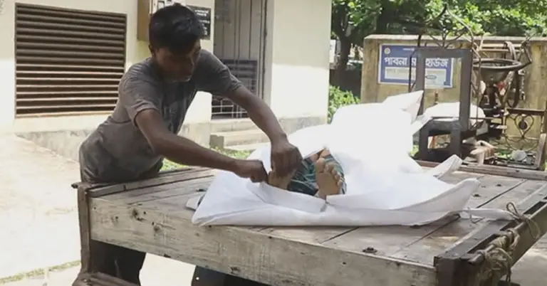 উদ্ধারকৃত মরদেহ